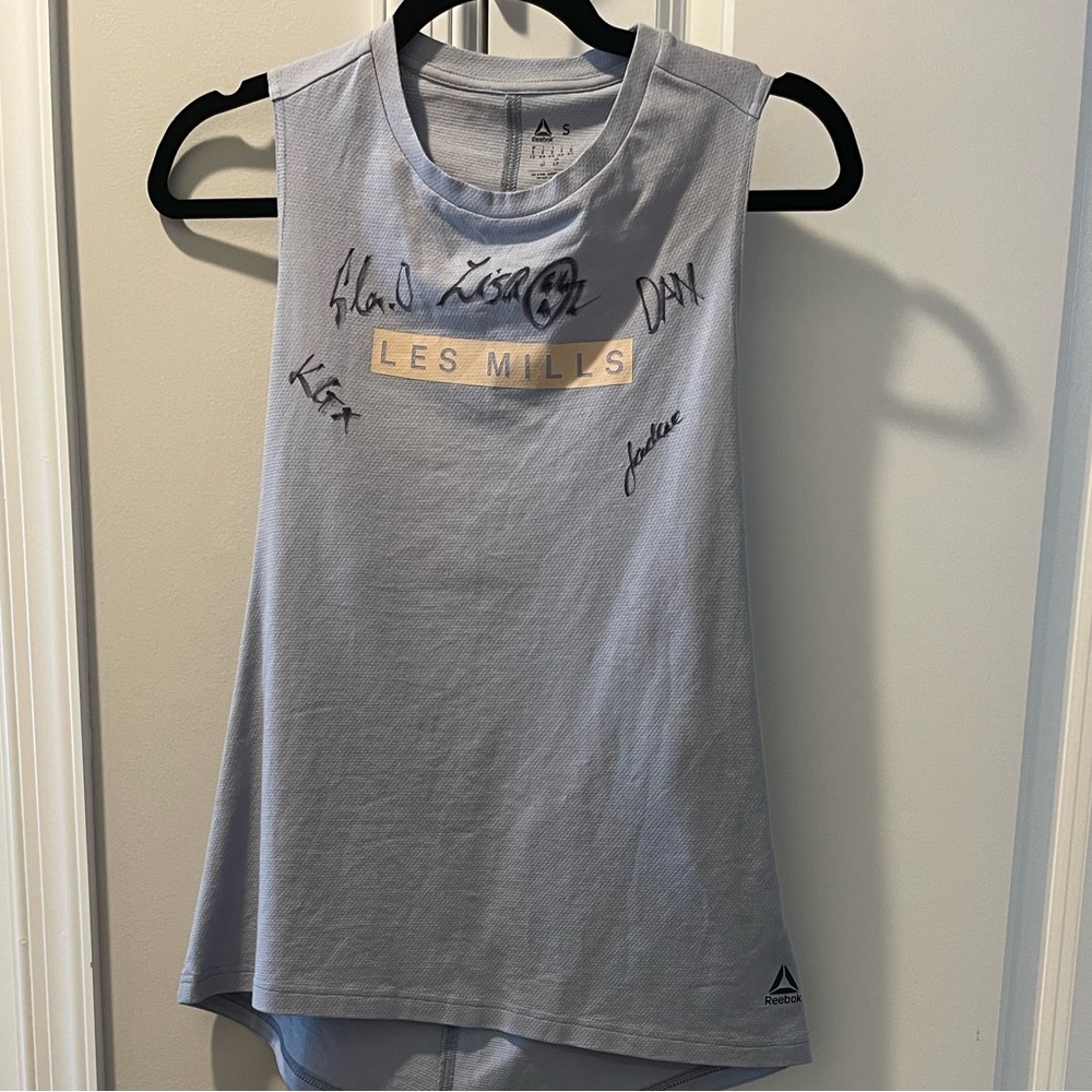Reebok Les Mills Small Women’s AUTOGRAPHED Gray Tank Top ***RARE***